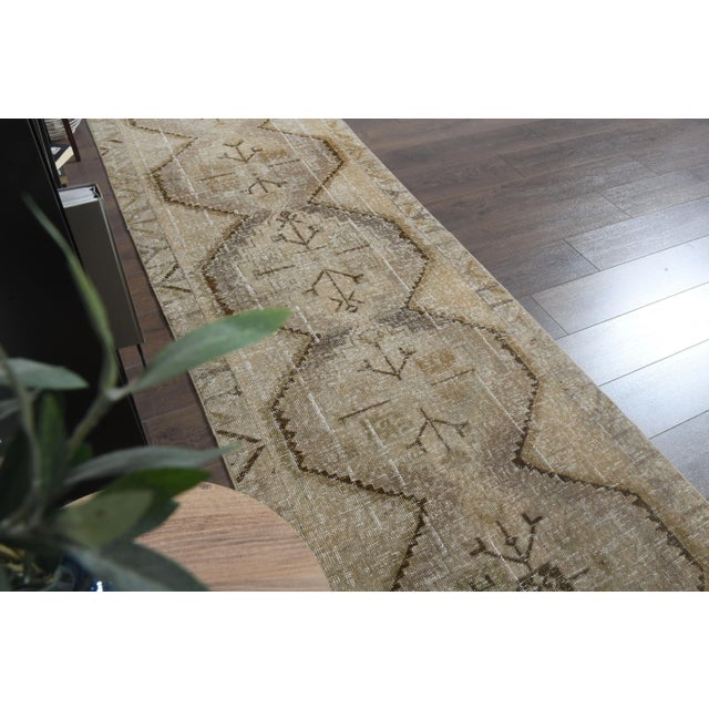 1970s Turkish Oushak Handmade Wool Cotton Brown Runner Rug For Sale - Image 11 of 11