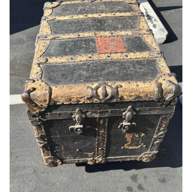 Authentic Late 19th-Century Dome-Top Steamer Trunk For Sale - Image 12 of 12