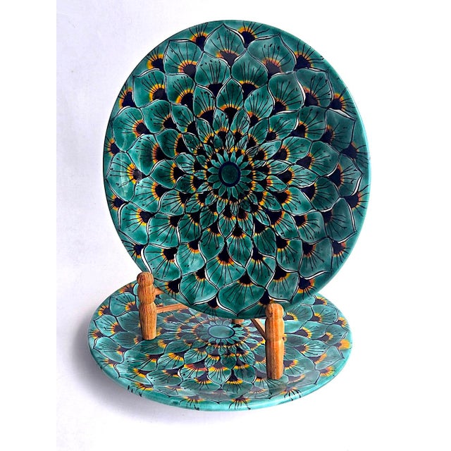 1990s Vintage Hand Painted Talavera Mexico Ceramic Wall Platters, a Pair For Sale - Image 5 of 13