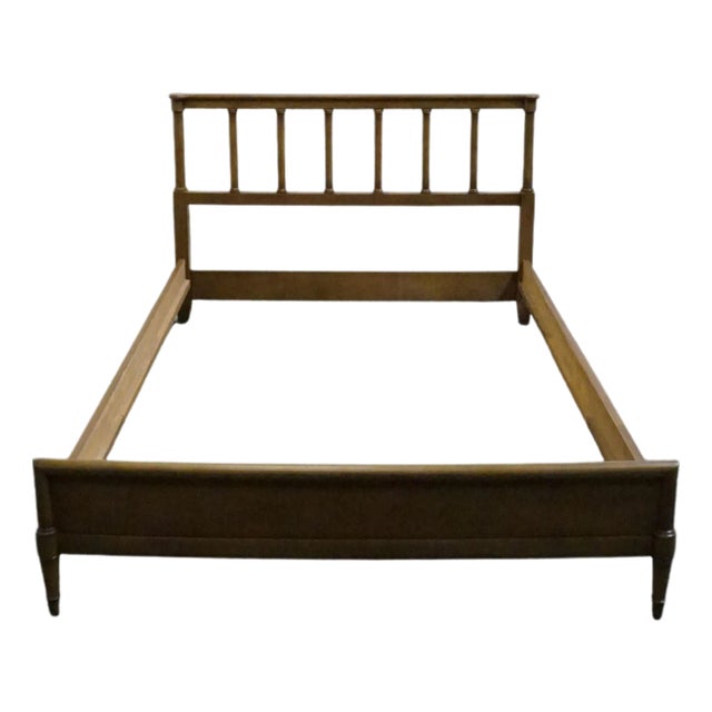 Drexel Furniture Walnut Early American Shaker Style Full Size Bed J15-1 For Sale