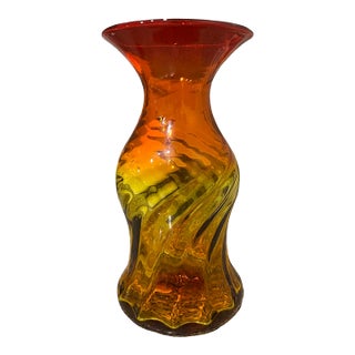 Vintage Mid Century Modern Blenko Amberina Twisted Blown Glass Vase Wayne Husted For Sale