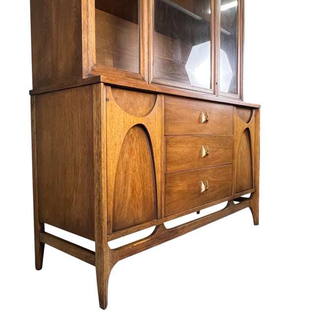 Mid-Century Modern Broyhill Brasilia Mid-Century Modern Hutch For Sale - Image 3 of 10