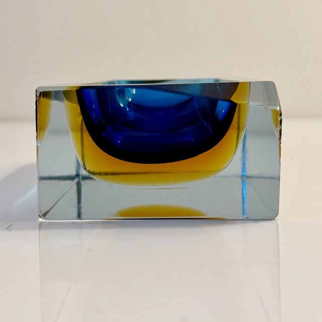 Mid-Century Modern 1960s Flavio Poli for Seguso Vetri D’Arte Murano Sommerso Blue & Amber Glass Ashtray For Sale - Image 3 of 11