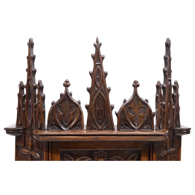 1800's French, Gothic Revival, Highly Carved, Oak Credence Cupboard / Cabinet! For Sale In Austin - Image 6 of 9