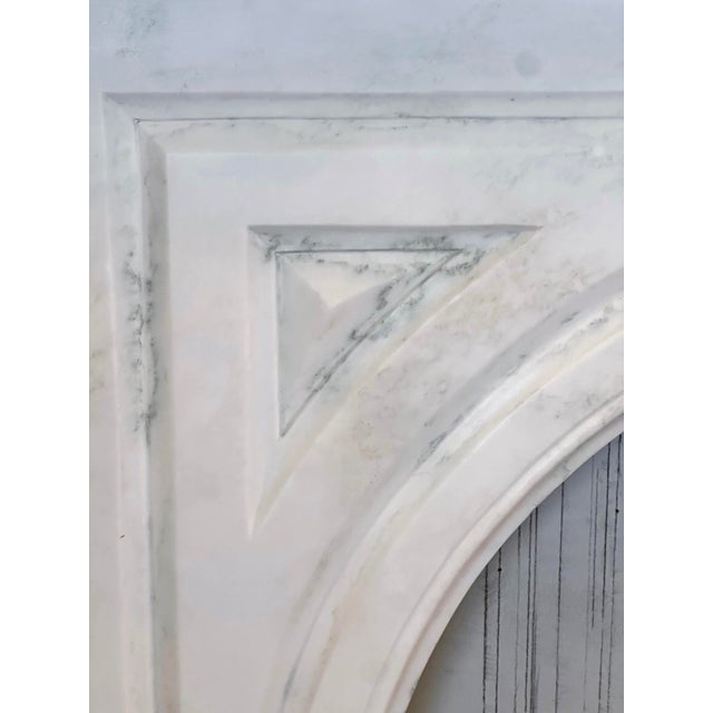 Early 20th Century Neoclassical White Marble Mantel For Sale - Image 4 of 10