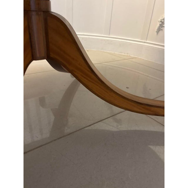 Antique Regency Figured Oval Mahogany Dining Table, 1920s For Sale - Image 11 of 17