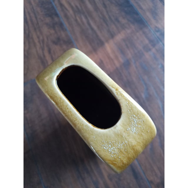 Vintage Cream & Brown Vase For Sale - Image 4 of 10