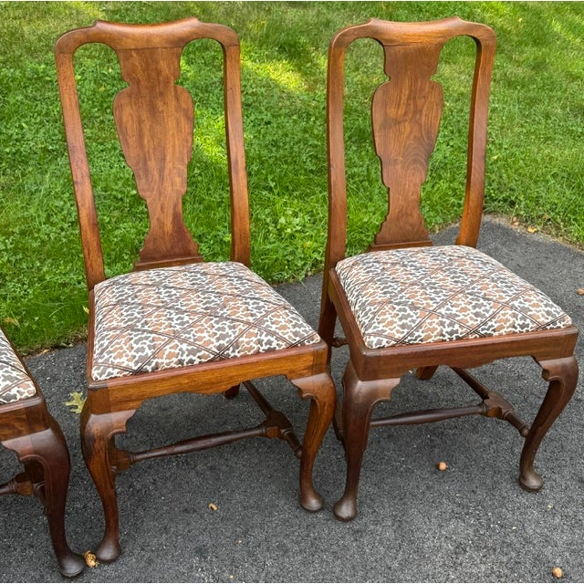 Set of 6 Solid Mahogany Queen Anne Style Dining Chairs Early 20th Century For Sale - Image 4 of 17