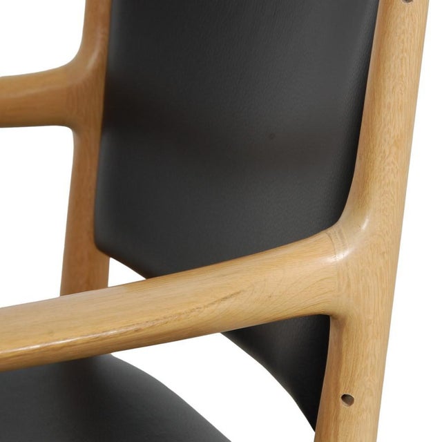 1990s Pp-513 Armchair in Oak and Black Leather by Hans Wegner, 1990s For Sale - Image 5 of 13