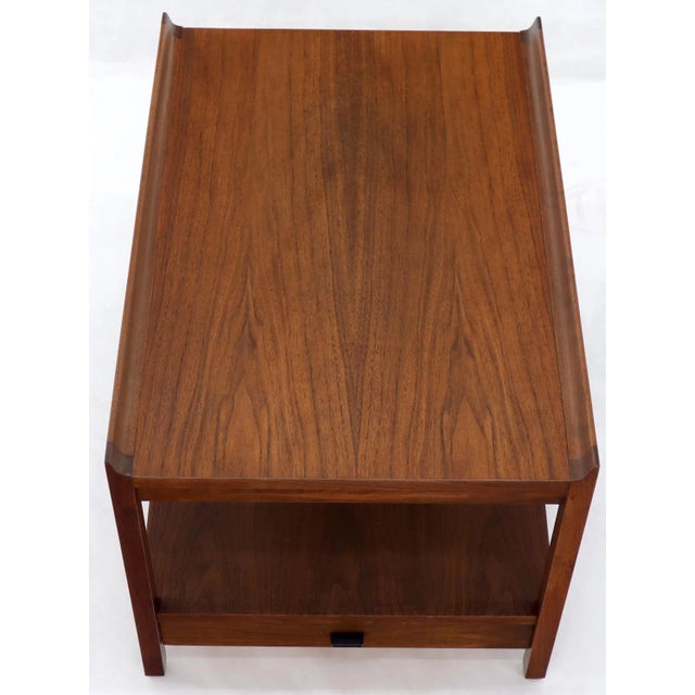 Mid 20th Century Oiled Walnut Mid-Century Modern Rectangle Two-Tier Side End Table For Sale - Image 5 of 13