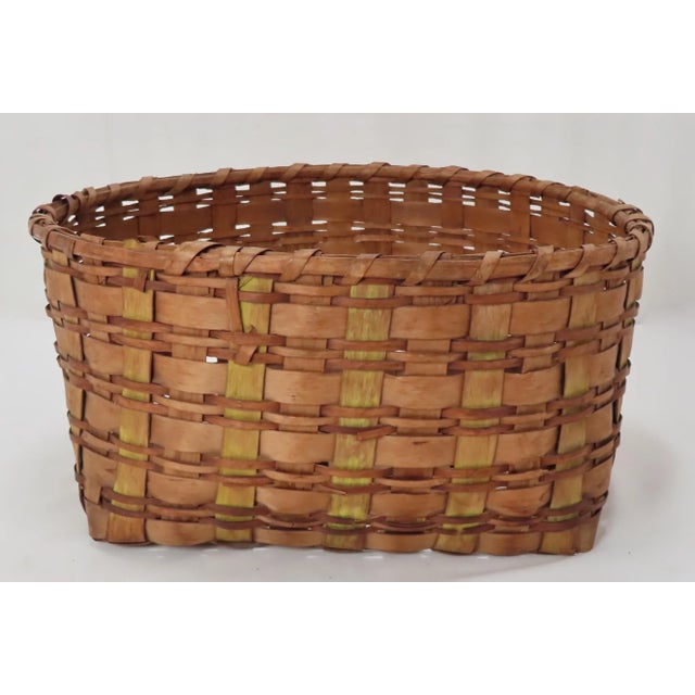 Wood Antique Country American Hand Woven Splint Basket From Maine For Sale - Image 7 of 13