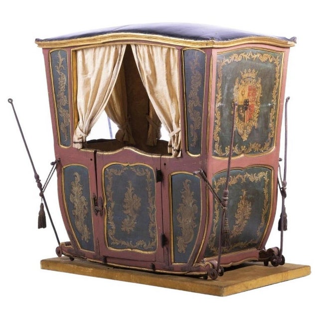 18th Century Portuguese Sedan Chair For Sale - Image 6 of 18