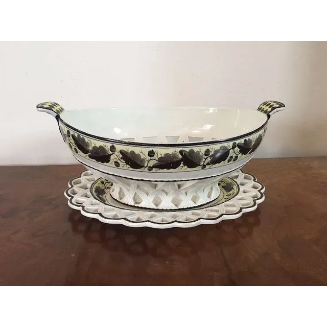 Black 1800 - 1810 English Creamware Basket with Tray by Sewell For Sale - Image 8 of 11