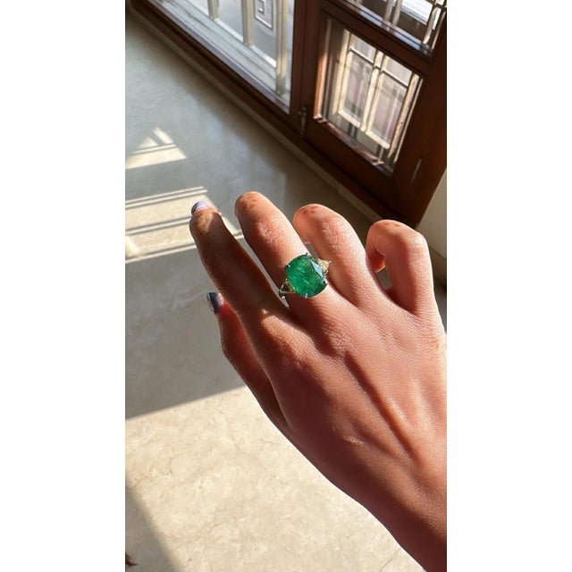 Green Set in 18k Gold 10.85 Carats Zambian Emerald & Rose Cut Diamonds Engagement Ring, Size 6 For Sale - Image 8 of 9