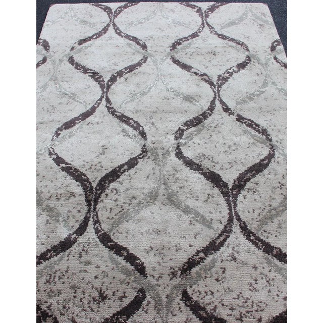 Modern Design Wool and Silk Tibetan Nepalese Rug- 4′1″ × 6′ For Sale - Image 9 of 12