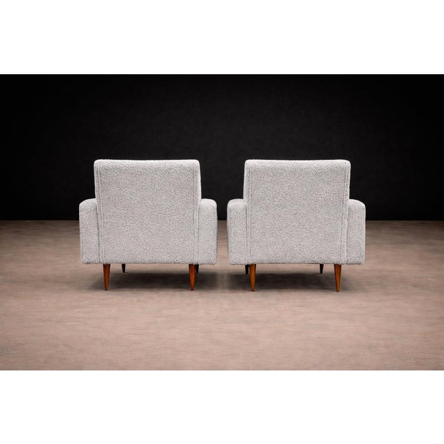Pair of Brazilian Modern Armchairs in Caviuna & Light Gray Sherpa, Brazil, 1960s For Sale - Image 10 of 14