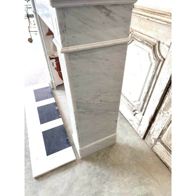 Small Carrara Marble Fireplace, 1900s For Sale - Image 4 of 14