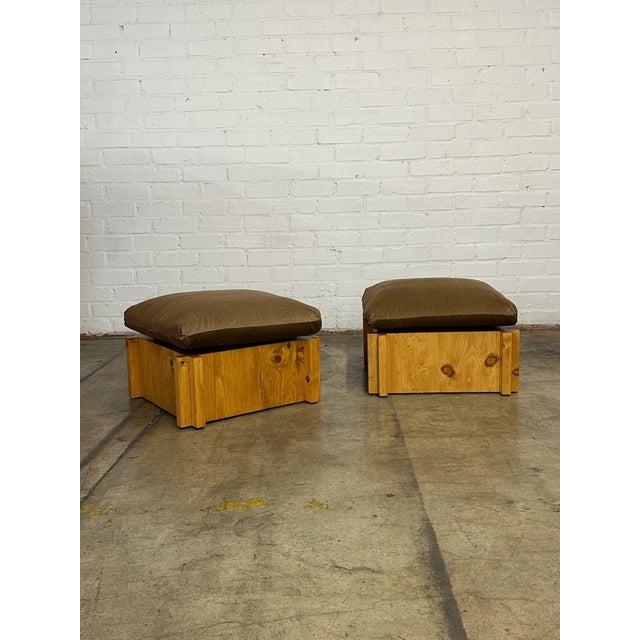 W25 D25 H16.5 SW23 SD23 SH16.5 Fabricated in house from solid pine , each lounge features exceptional craftsmanship. Clear...