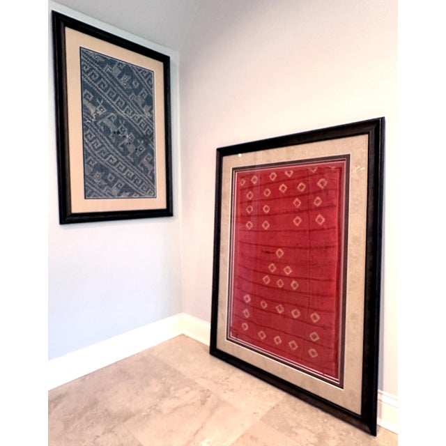 Textile Framed Large Pre-Columbian Textile with Tie Dye Design Wari Culture For Sale - Image 7 of 7