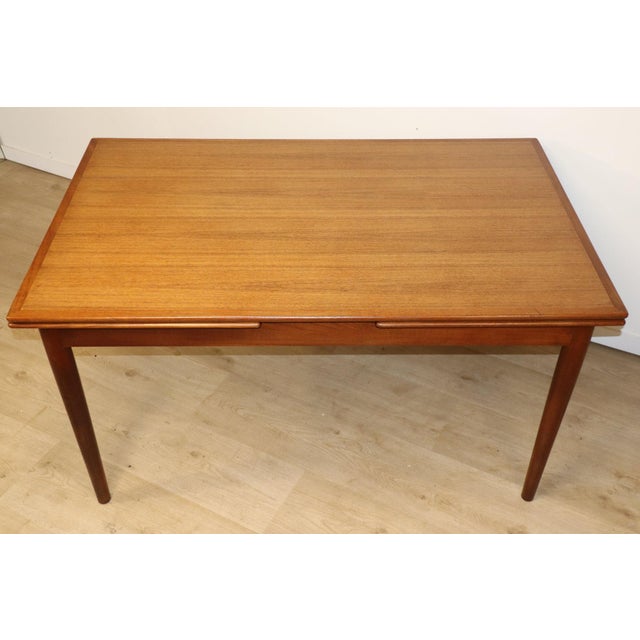 Vintage Scandinavian Extendable Danish Teak Dining Table, 1960 For Sale - Image 10 of 18