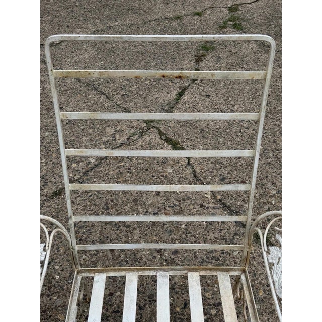 Vintage Russell Woodard "Kissing Birds" Wrought Iron Patio Lounge Chair - Pair For Sale - Image 12 of 17