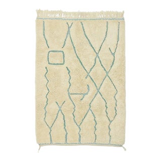 Abstract Hand-Knotted Moroccan Wool Rug | 8'1" X 5'9" | One of a Kind For Sale