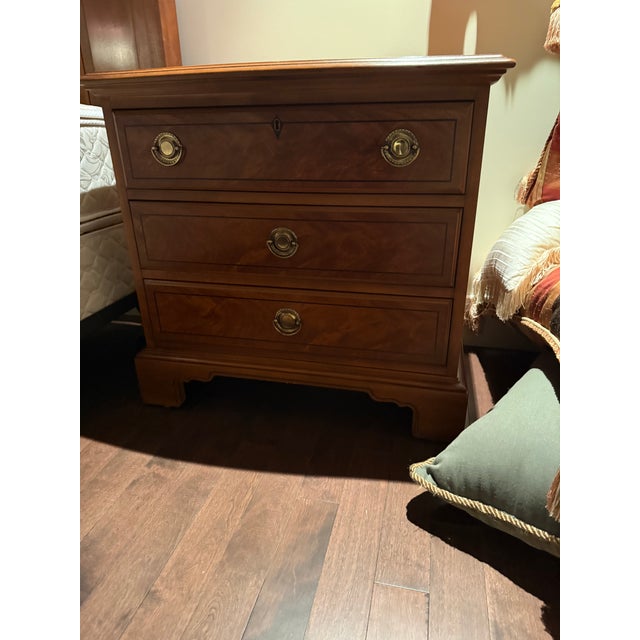 Drexel Heritage Vintage Drexel Heritage Night Stand in Burlwood and Walnut Marquetry. For Sale - Image 4 of 10