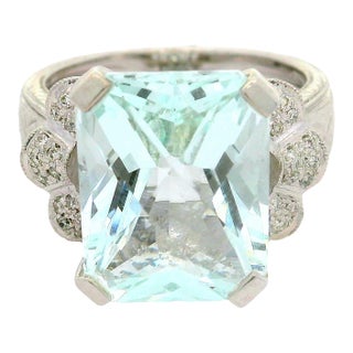 8.11 Carat Aquamarine Diamond 18k White Gold Ring, Size 7.25 For Sale