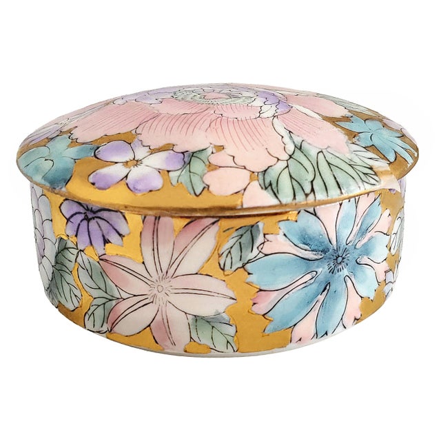 Vintage Golden Peony Hand Painted Chinese Porcelain Box Signed For Sale In Miami - Image 6 of 9