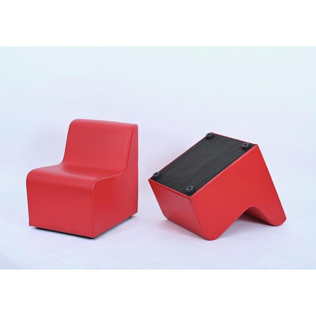 Mid-Century Modular Armchairs and Pouf in Red Leatherette, Italy, 1980s, Set of 3 For Sale - Image 14 of 17