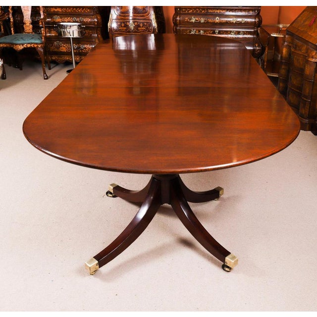 Antique George III Regency Dining Table and Dining Chairs, 18th Century, Set of 11 For Sale - Image 4 of 18