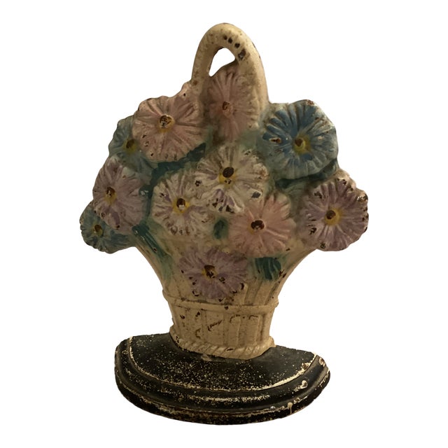 Vintage 1930s Hubley Bouquet Cast Iron Doorstop For Sale