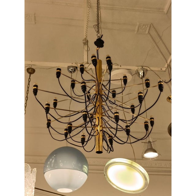 Model 2097/30 Chandelier by Gino Sarfatti for Arteluce, Italy, 1960s For Sale - Image 11 of 12