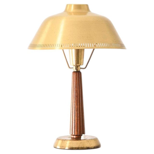 Wood Scandinavian Modern Table Lamp in Brass and Mahogany attributed to Hans Bergström, 1950s For Sale - Image 7 of 7