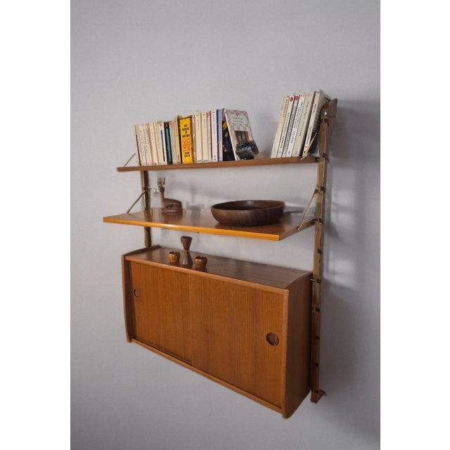 Brown Scandinavian Modular Ergo Wall Shelves in Teak, 1960s For Sale - Image 8 of 9