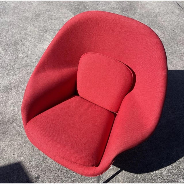 Eero Saarinen Womb Chair by Knoll Ground shipping option will require removing base from chair. Reassembly is simple —...