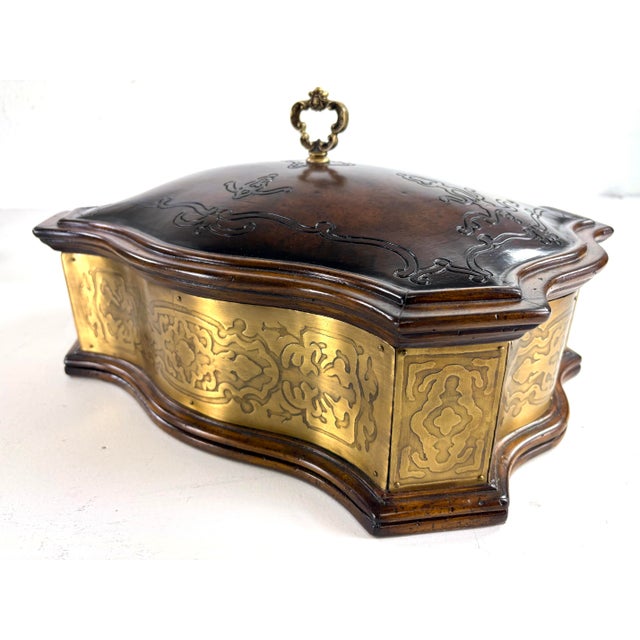 Vintage Handcrafted Dresser Box by Maitland Smith For Sale In Philadelphia - Image 6 of 11