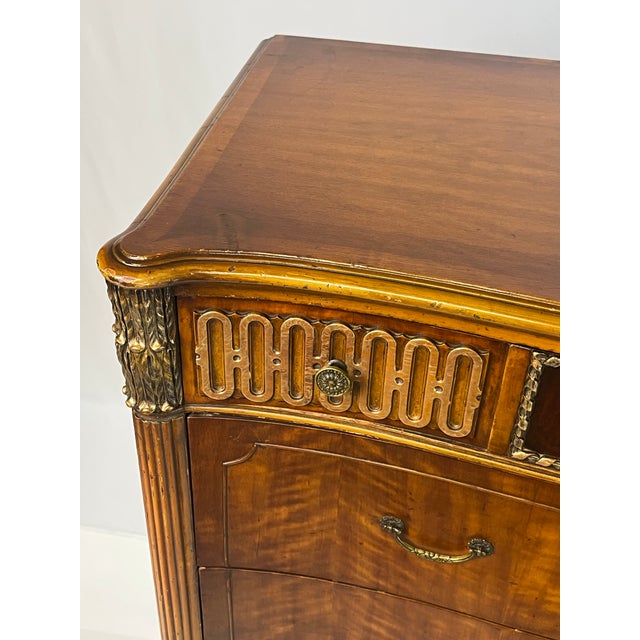 Wood Early 20th Century Neoclassical Serpentine Chest of Drawers For Sale - Image 7 of 13
