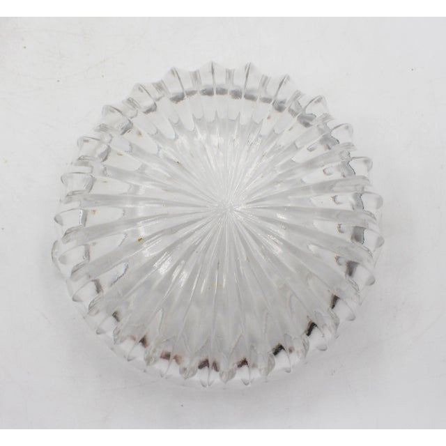 Mid-19th Century Anglo-Irish Pair of Glass Wine Rinsers For Sale In Raleigh - Image 6 of 6