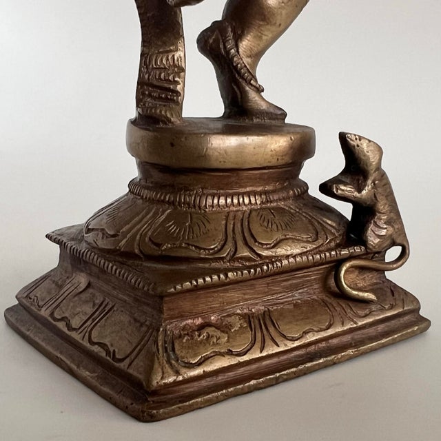 Vintage Indian Brass Dancing Ganesha Figurine on Lotus Base For Sale In Miami - Image 6 of 12