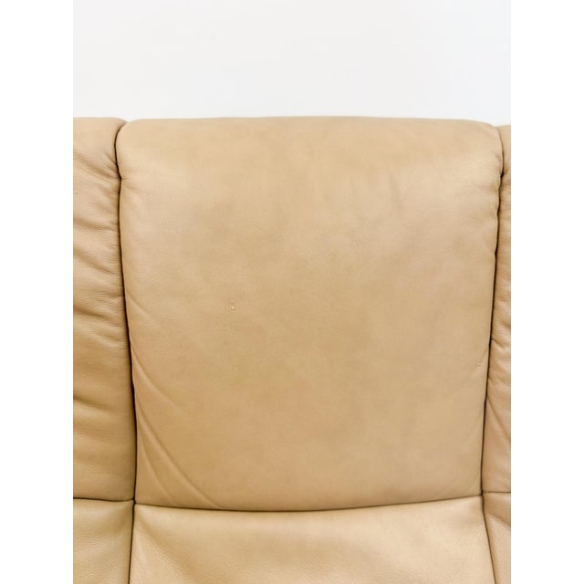 Late 20th Century Ekornes Stressless Buckingham 3-Seat Recliner Sofa Vintage MCM 90" Wide For Sale - Image 17 of 17
