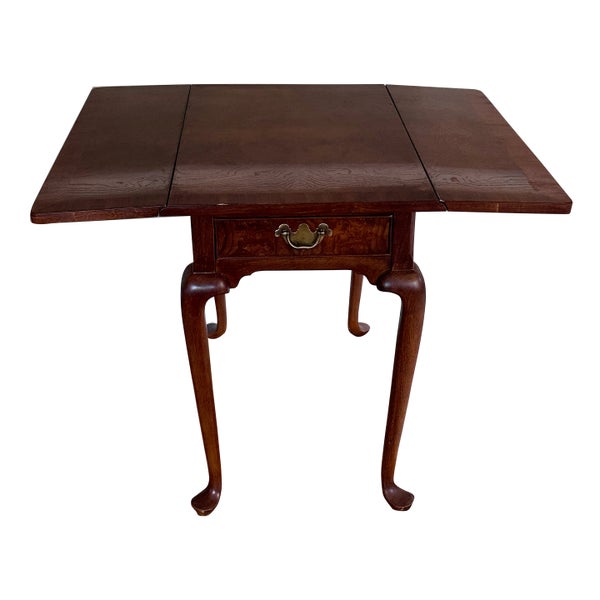 1970s Hekman Queen Anne Side Table | Chairish