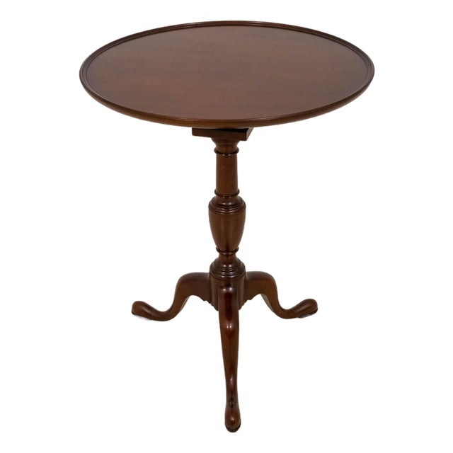 Kittinger Cw-11 Mahogany Tilt-Top Round End Table For Sale