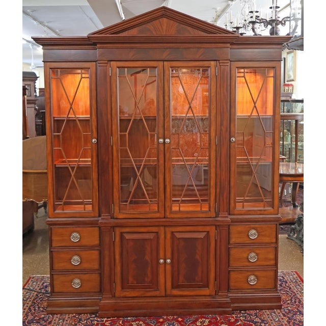 Traditional 1990s Ethan Allen Newport Collection Mahogany Bookcase China Cabinet Breakfront For Sale - Image 3 of 18