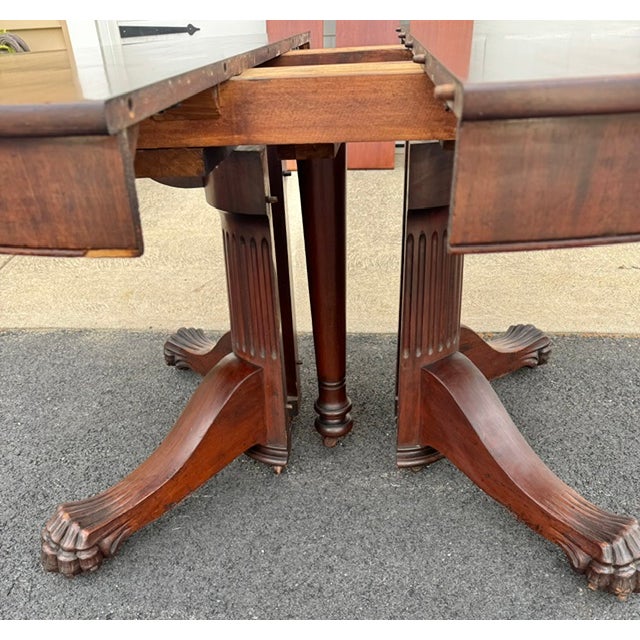Antique 54" Round Mahogany Pedestal Base Dining Table With 4 Leaves For Sale - Image 11 of 16