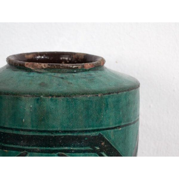 Antique vase with vegetal details (c.1820) Dimensions: Diameter: 21 cm Height: 18 cmStyle: Qing DynastyMaterials and...