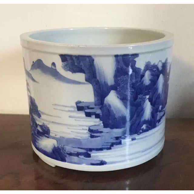 Ceramic Antique 19th Century Chinese Blue & White Porcelain Cachepot with Harbor Landscape Decoration For Sale - Image 7 of 11