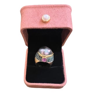 Bochic “Orient” Tahiti Pearl, Emerald & Ruby Cocktail Ring Set 18K Gold & Silver For Sale