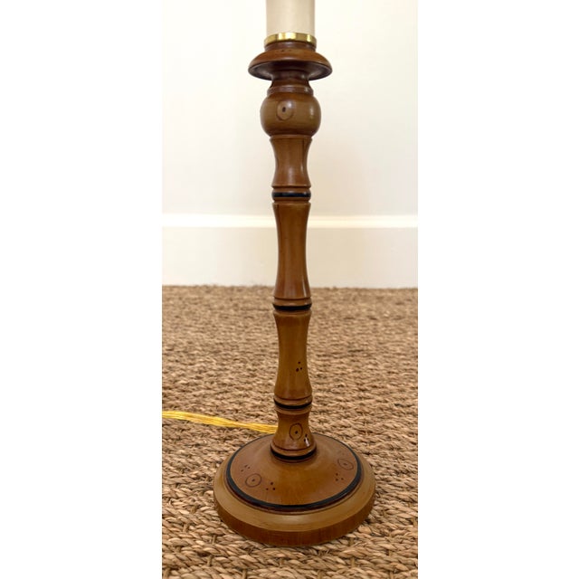 Late 20th Century English Colefax and Fowler Style Faux Bamboo Painted Table Lamp With Custom Shade For Sale - Image 10 of 12