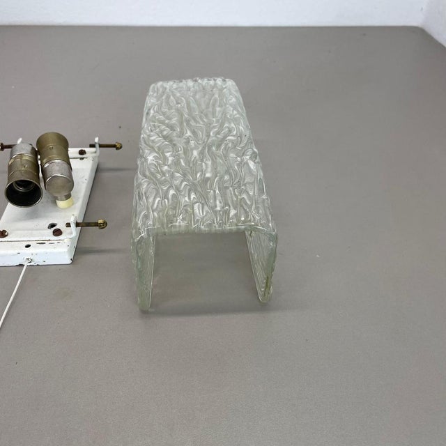 Hollywood Regency Cubic Ice Glass Wall Light from Kalmar Leuchten, 1960s For Sale - Image 16 of 18